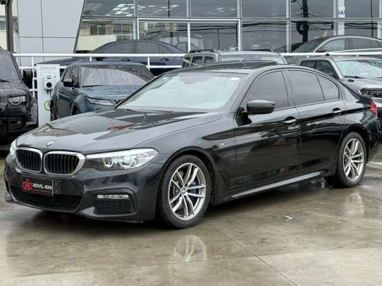 BMW-530i-2017