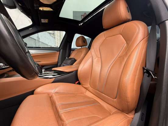 BMW-530i-2017