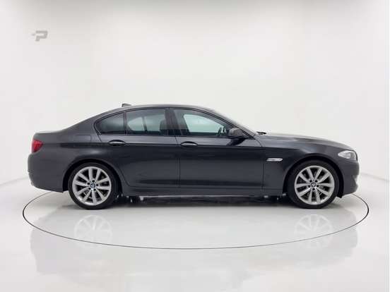 BMW-550i-2010