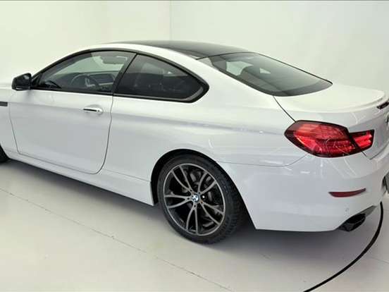 BMW-650i-4.8 COUPÉ V8 32V GASOLINA 2P AUTOMÁTICO BMW-650i-2011
