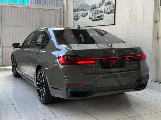BMW-745Le-3.0 TWINPOWER HÍBRIDO M SPORT AUTOMÁTICO BMW-745Le-2021
