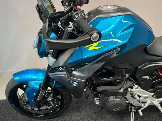 BMW-F 900 R SPORT PLUS-2025