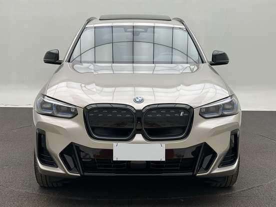 BMW-iX3-2023