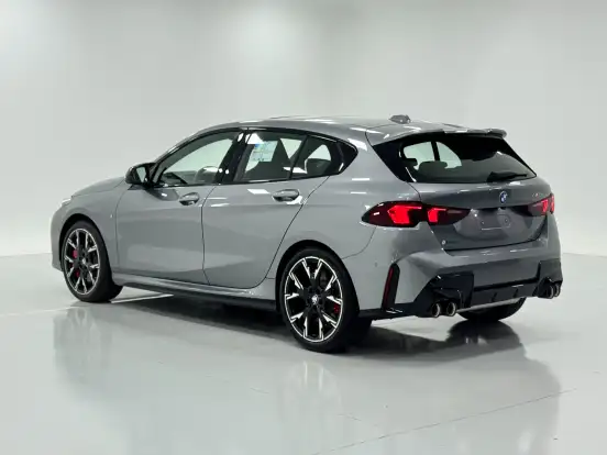 BMW-M 135i-2.0 16V TURBO GASOLINA XDRIVE STEPTRONIC BMW-M 135i-2025