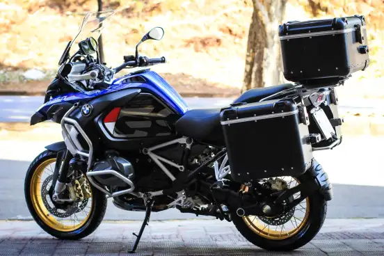 BMW-R 1250 GS ADVENTURE BMW-R 1250 GS ADVENTURE-2024