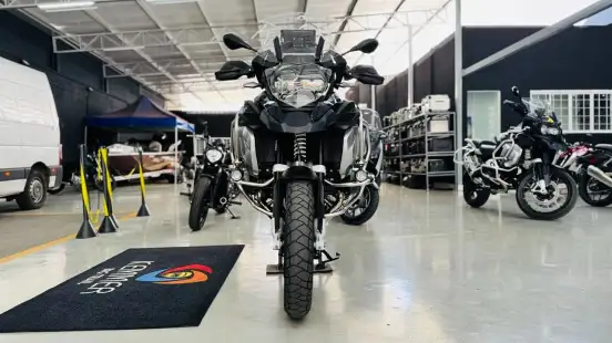 BMW-R 1250 GS PREMIUM TRIPLE BLACK BMW-R 1250 GS PREMIUM TRIPLE BLACK-2022