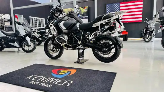 BMW-R 1250 GS PREMIUM TRIPLE BLACK BMW-R 1250 GS PREMIUM TRIPLE BLACK-2022