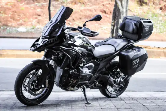 BMW-R 1300 GS TRIPLE BLACK-2025