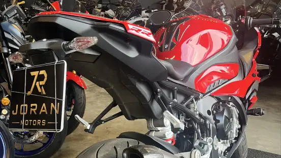 BMW-S 1000 RR-2024