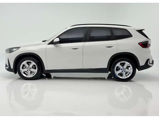 BMW-X1-2022