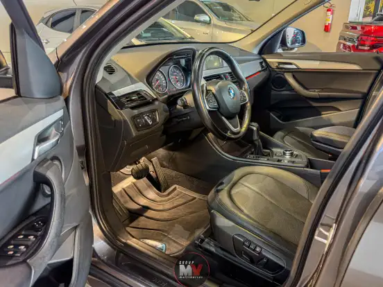 BMW-X1-2.0 16V TURBO ACTIVEFLEX SDRIVE20I 4P AUTOMÁTICO BMW-X1-2017
