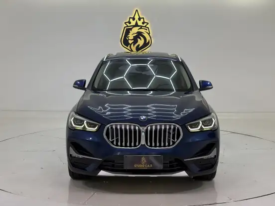 BMW-X1-2.0 16V TURBO ACTIVEFLEX SDRIVE20I X-LINE 4P AUTOMÁTICO BMW-X1-2020