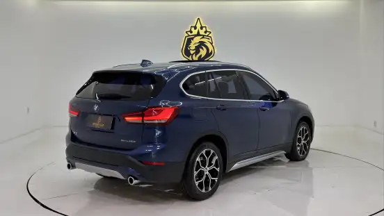 BMW-X1-2.0 16V TURBO ACTIVEFLEX SDRIVE20I X-LINE 4P AUTOMÁTICO BMW-X1-2020