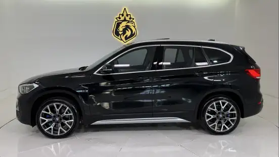 BMW-X1-2022