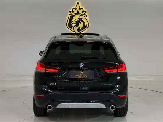 BMW-X1-2.0 16V TURBO ACTIVEFLEX SDRIVE20I X-LINE 4P AUTOMÁTICO BMW-X1-2022