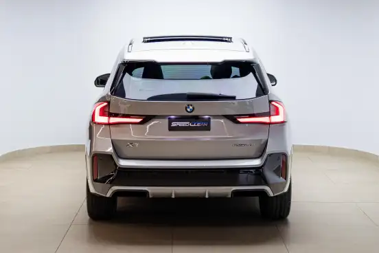 BMW-X1-2022