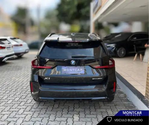 BMW-X1-2023
