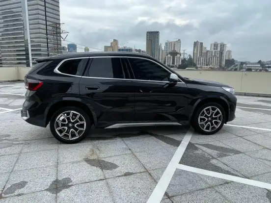 BMW-X1-2024