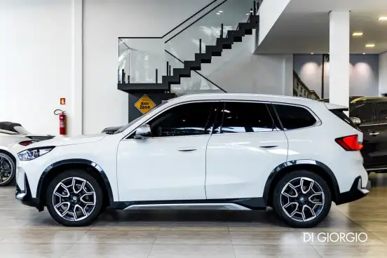 BMW-X1-2023