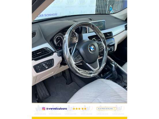 BMW-X1-2021