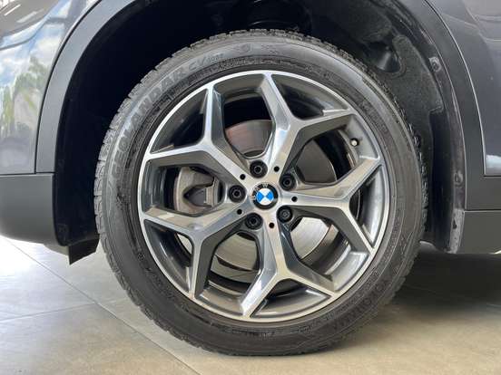 BMW-X1-2.0 16V TURBO ACTIVEFLEX SDRIVE20I 4P AUTOMÁTICO BMW-X1-2017