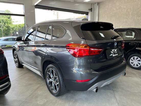 BMW-X1-2.0 16V TURBO ACTIVEFLEX SDRIVE20I 4P AUTOMÁTICO BMW-X1-2017
