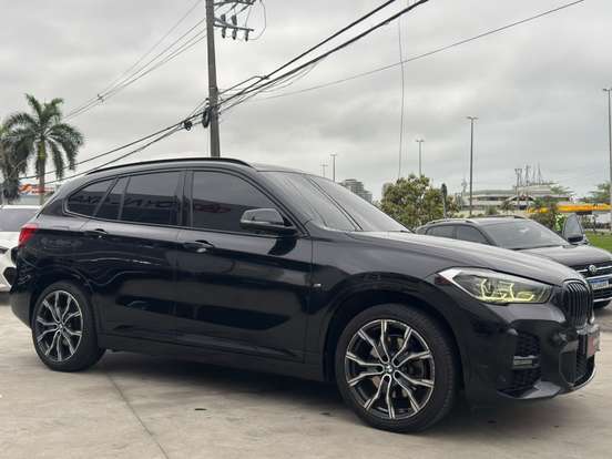 BMW-X1-2021