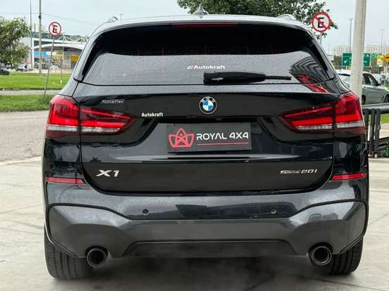BMW-X1-2.0 16V TURBO ACTIVEFLEX SDRIVE20I M SPORT 4P AUTOMÁTICO BMW-X1-2021