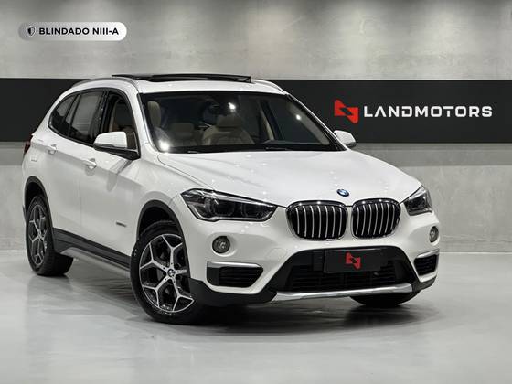 BMW X1 2.0 16V TURBO ACTIVEFLEX SDRIVE20I X-LINE 4P AUTOMÁTICO