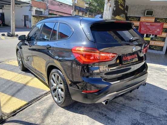 BMW-X1-2.0 16V TURBO ACTIVEFLEX XDRIVE25I SPORT 4P AUTOMÁTICO BMW-X1-2016
