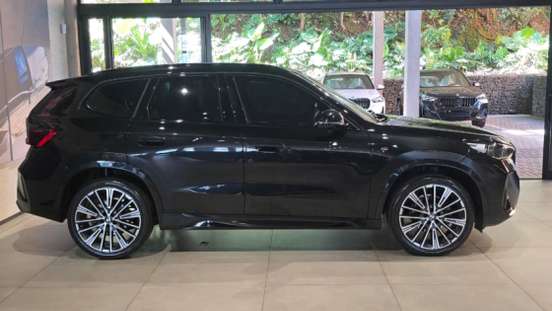 BMW-X1-2023