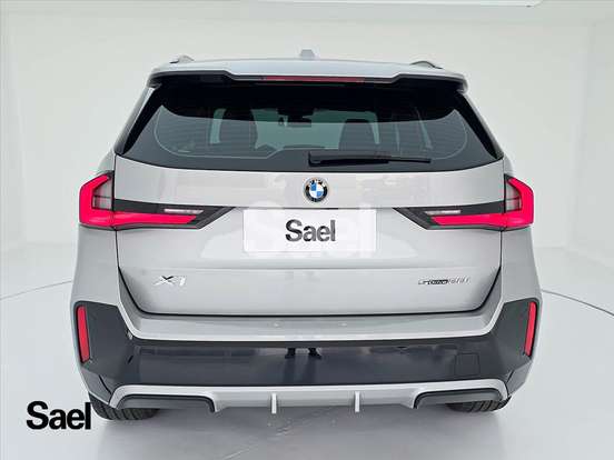 BMW-X1-2023