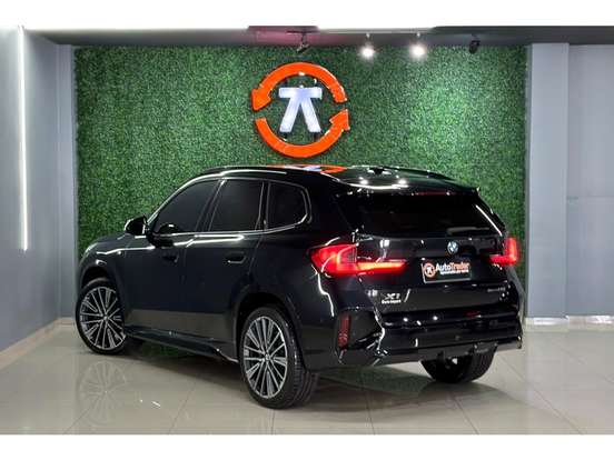 BMW-X1-2023