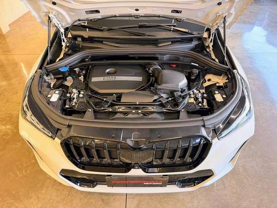 BMW-X1-2024