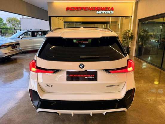 BMW-X1-2.0 16V TURBO GASOLINA SDRIVE20I M SPORT STEPTRONIC BMW-X1-2024