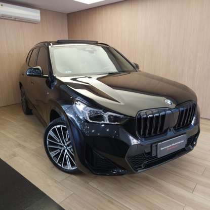 BMW-X1-2023