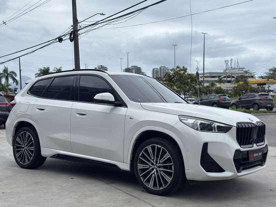 BMW-X1-2.0 16V TURBO GASOLINA SDRIVE20I M SPORT STEPTRONIC BMW-X1-2024