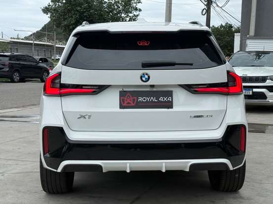 BMW-X1-2.0 16V TURBO GASOLINA SDRIVE20I M SPORT STEPTRONIC BMW-X1-2024