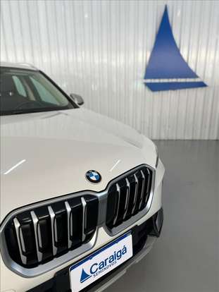 BMW-X1-2023