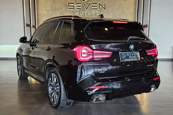 BMW-X3-2021