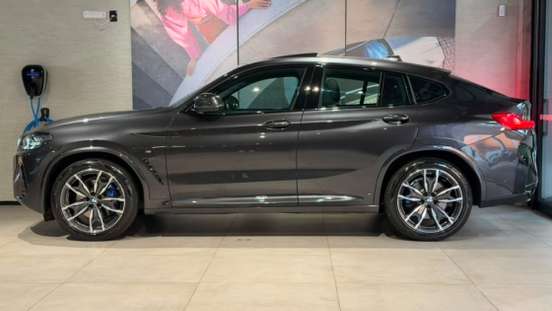 BMW-X4-2023