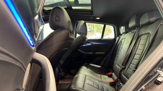 BMW-X4-2023