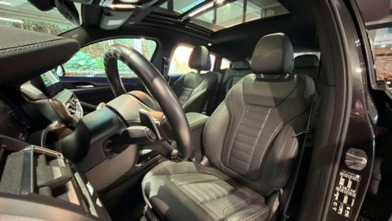 BMW-X4-2023