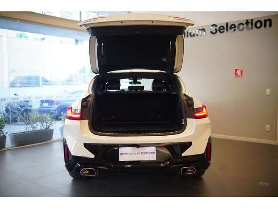 BMW-X4-2024