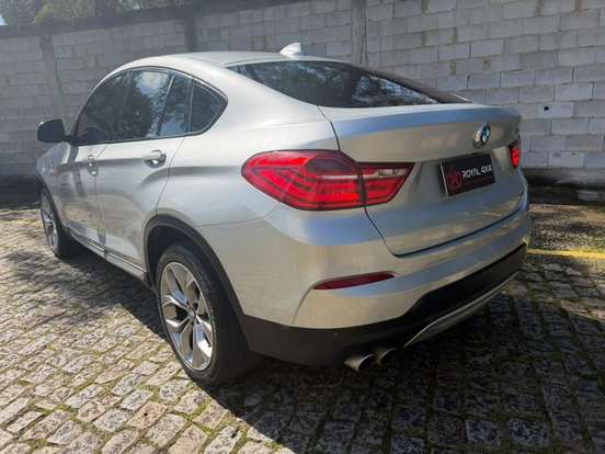 BMW-X4-2015