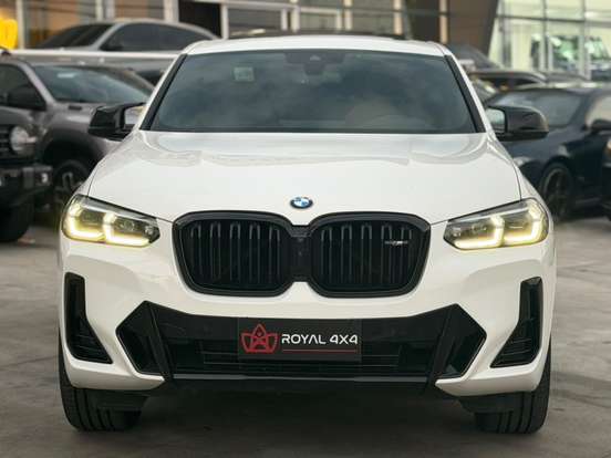 BMW-X4-2022