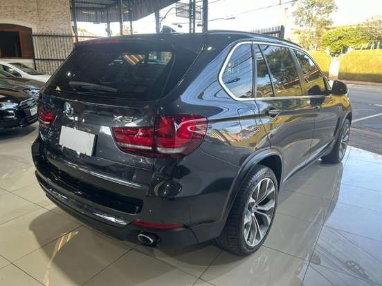 BMW-X5-2016