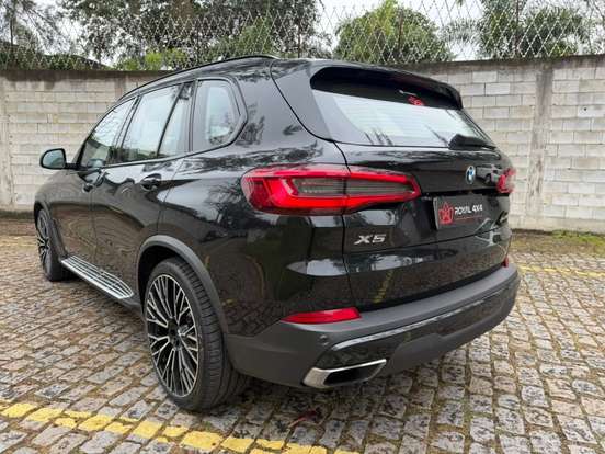 BMW-X5-2019