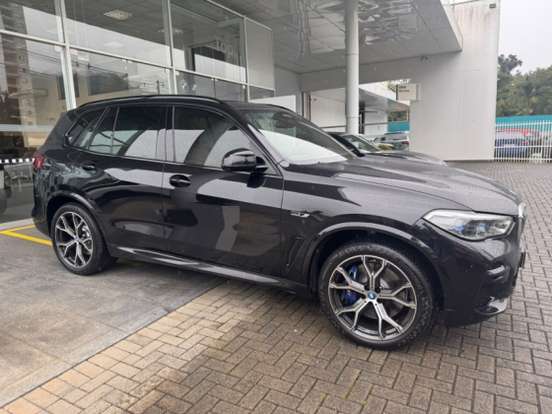 BMW-X5-3.0 I6 TURBO HÍBRIDO XDRIVE45E M SPORT AUTOMÁTICO BMW-X5-2022