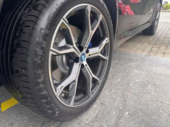 BMW-X5-2022